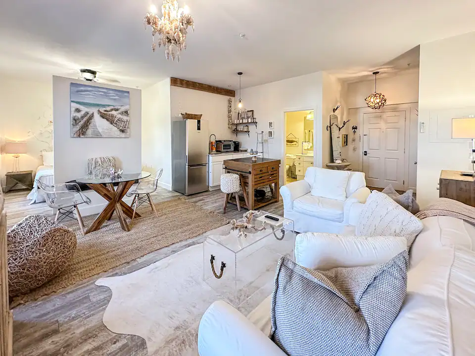 Luxurious Studio offers a Vacation at its Finest